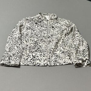 Zenergy by Chico’s Black and White Floral Utility Jacket